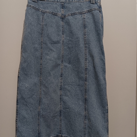 Denim Button-Front Skirt - Picture 2 of 2